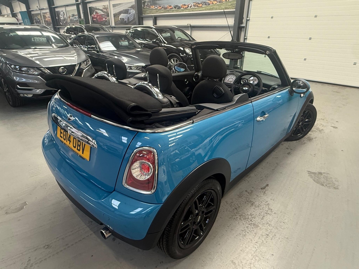 Used MINI Convertible 2014 for sale - 77892379: Photo 8
