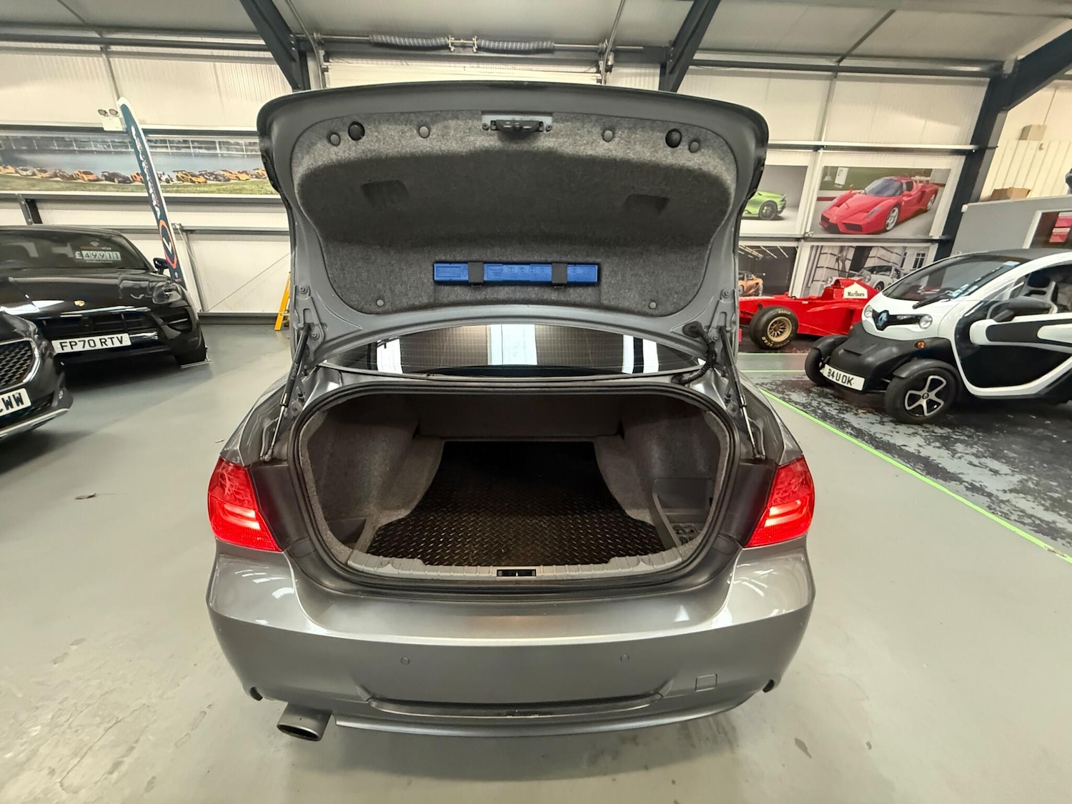 Used BMW 3 Series 2009 for sale - 76620567: Photo 25