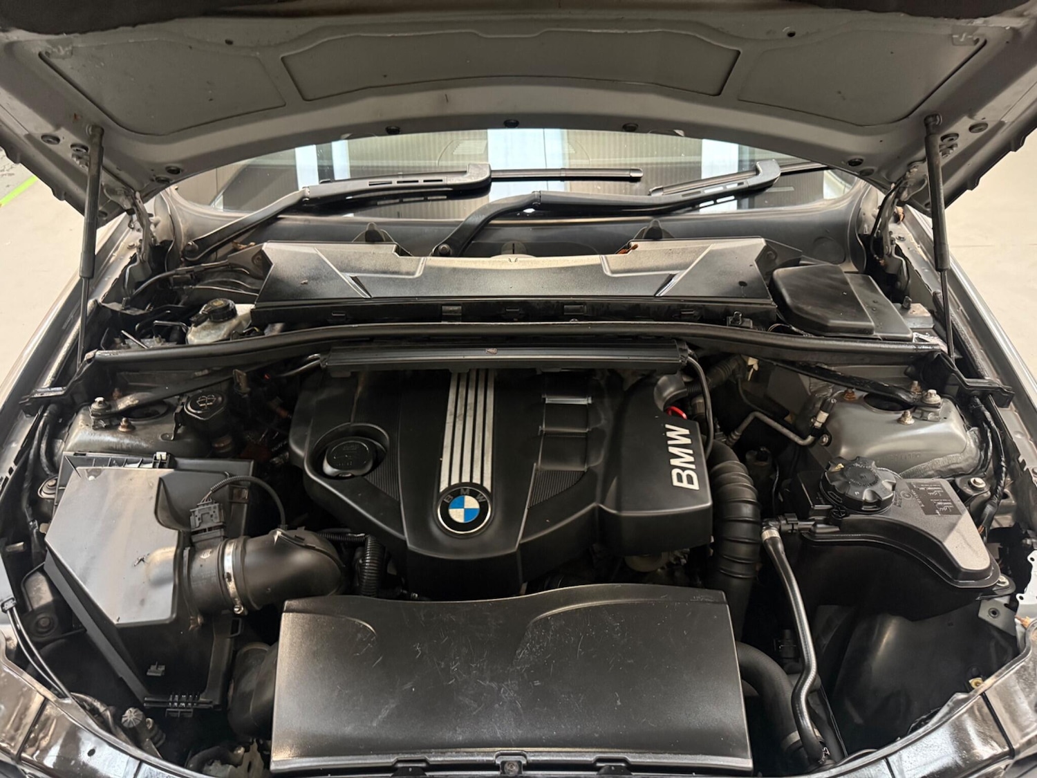 Used BMW 3 Series 2009 for sale - 76620567: Photo 26