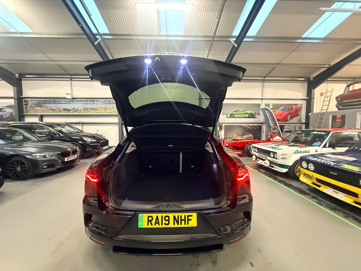 Used Jaguar I-Pace 2019 for sale - 77696188: Photo 41