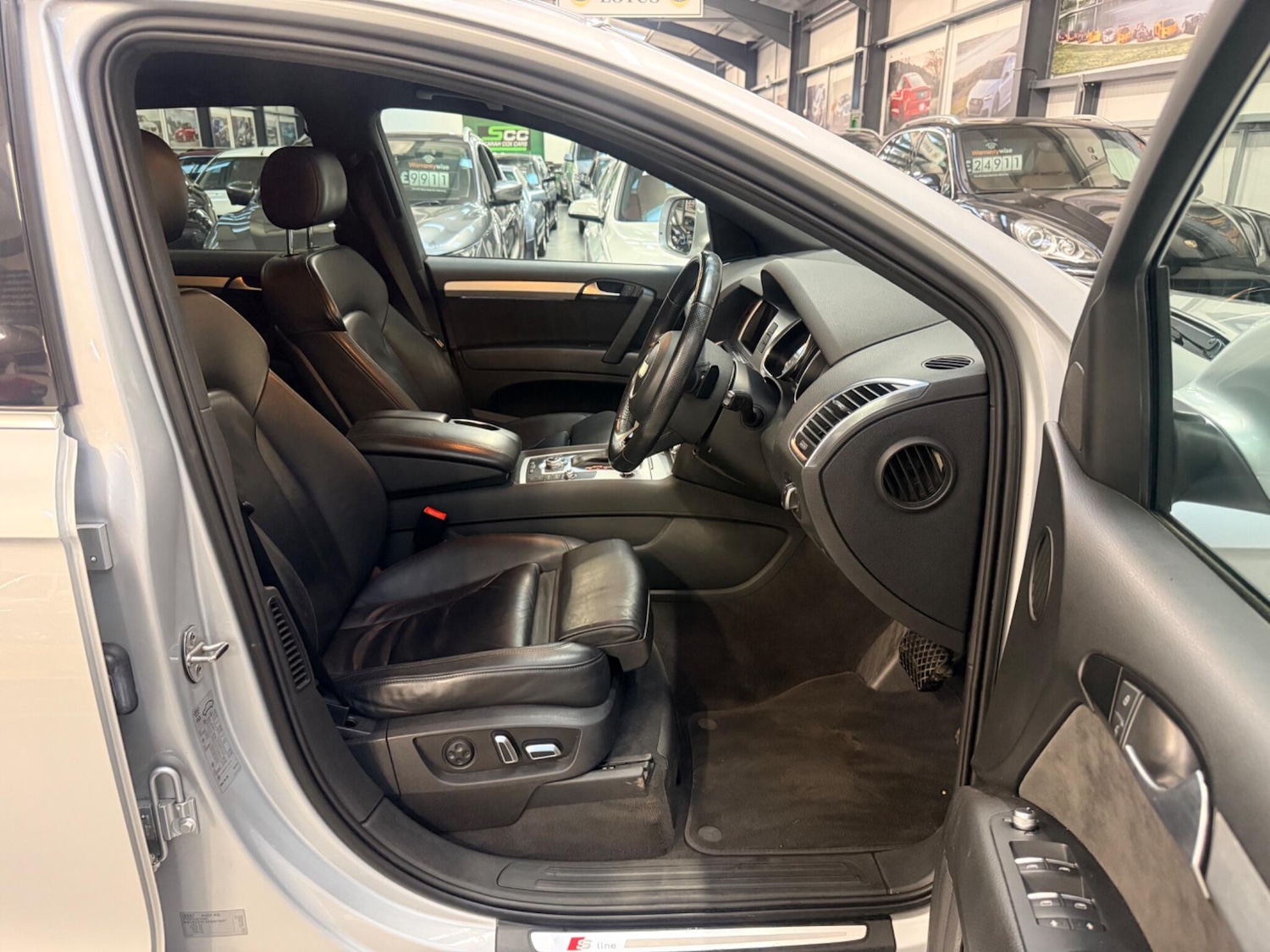 Used Audi Q7 2012 for sale - 77993440: Photo 9