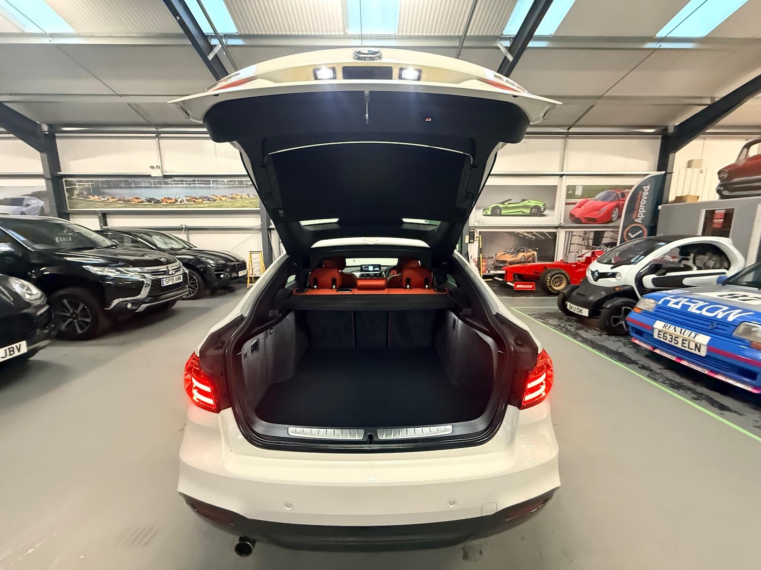 Used BMW 3 Series Gran Turismo 2014 for sale - 77203406: Photo 32