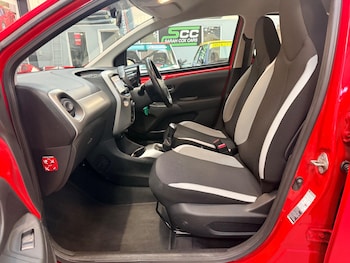 Used Toyota AYGO 2017 for sale - 77892336: Photo