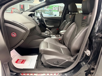 Used Ford Focus 2013 for sale - 78999806: Photo