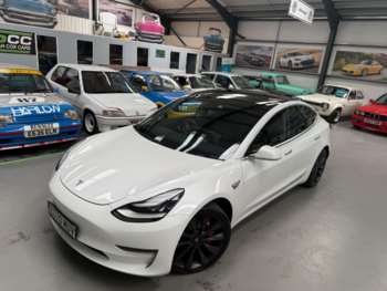 2020 (70) - (Dual Motor) Performance Auto 4WDE 4dr (Performance Upgrade)