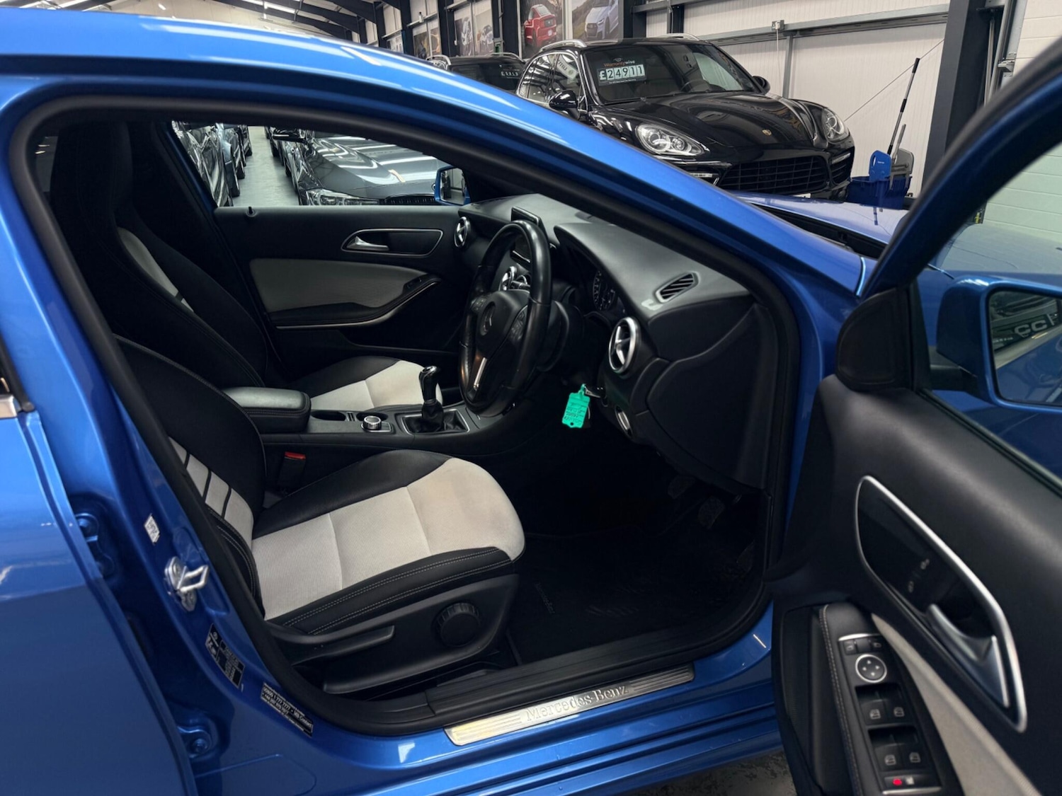 Used Mercedes-Benz A-Class for sale - 77793964: Photo 10