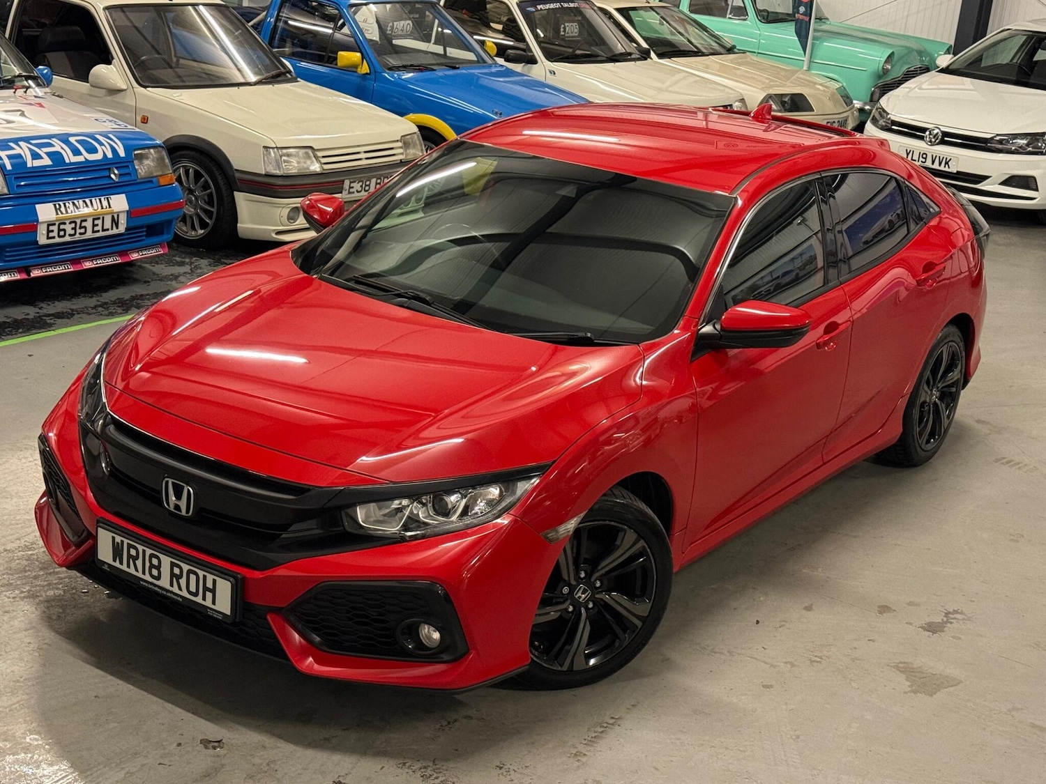 Used Honda Civic 2018 for sale - 76752920: Photo 1