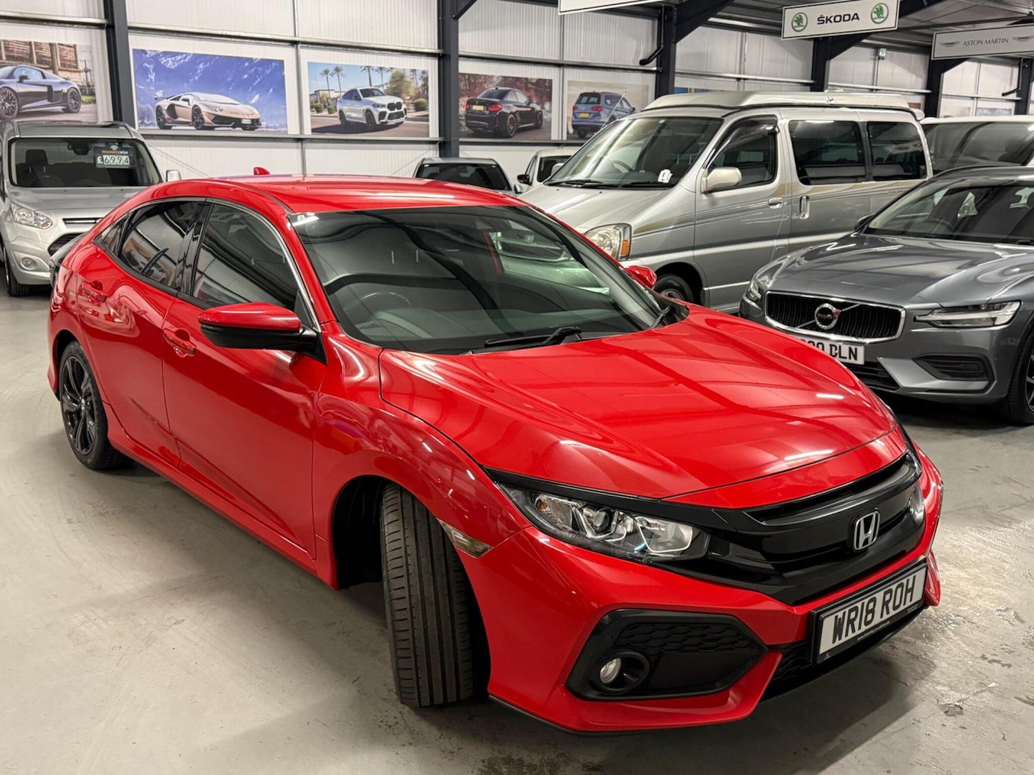 Used Honda Civic 2018 for sale - 76752920: Photo 10