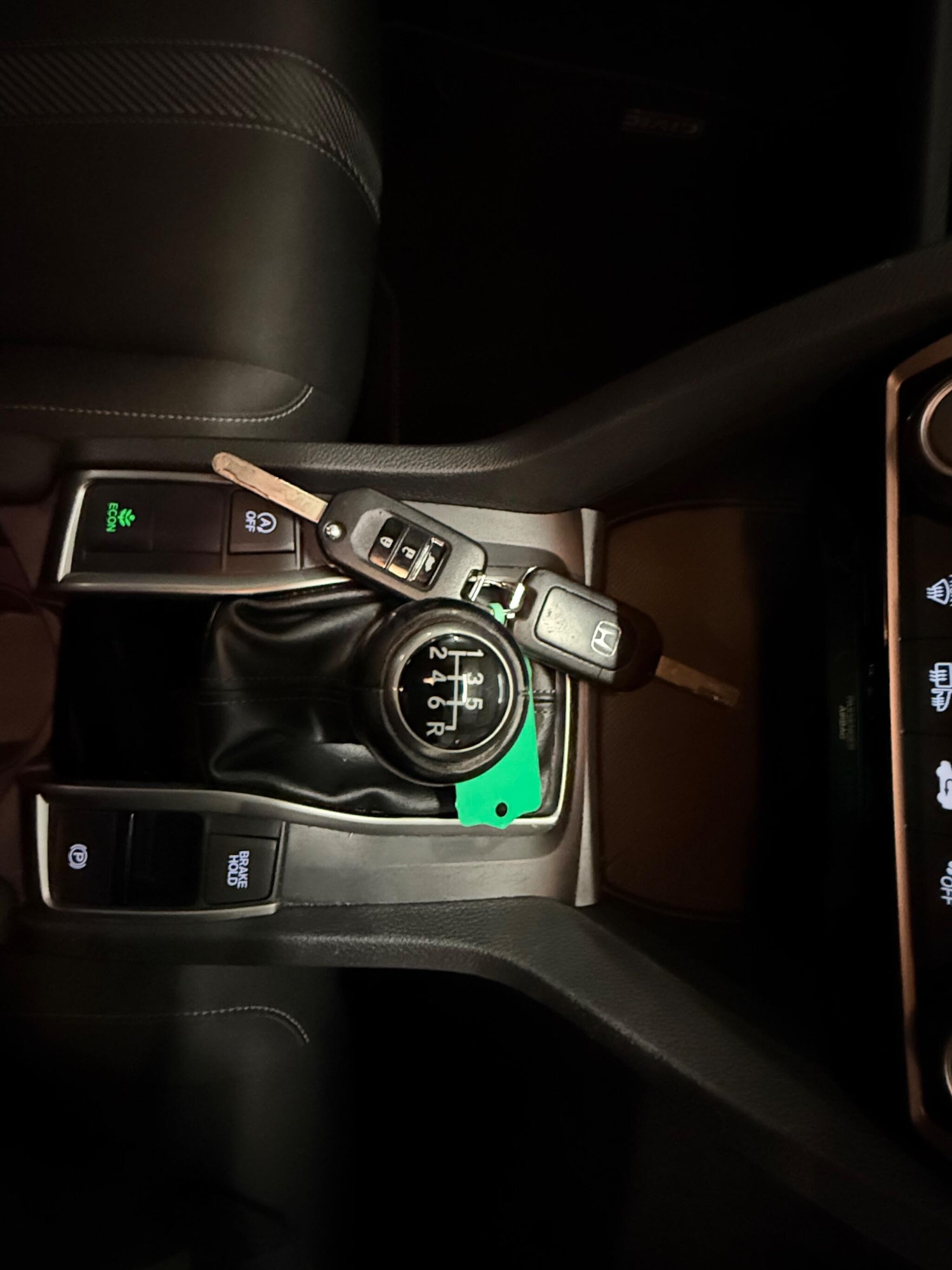 Used Honda Civic 2018 for sale - 76752920: Photo 20