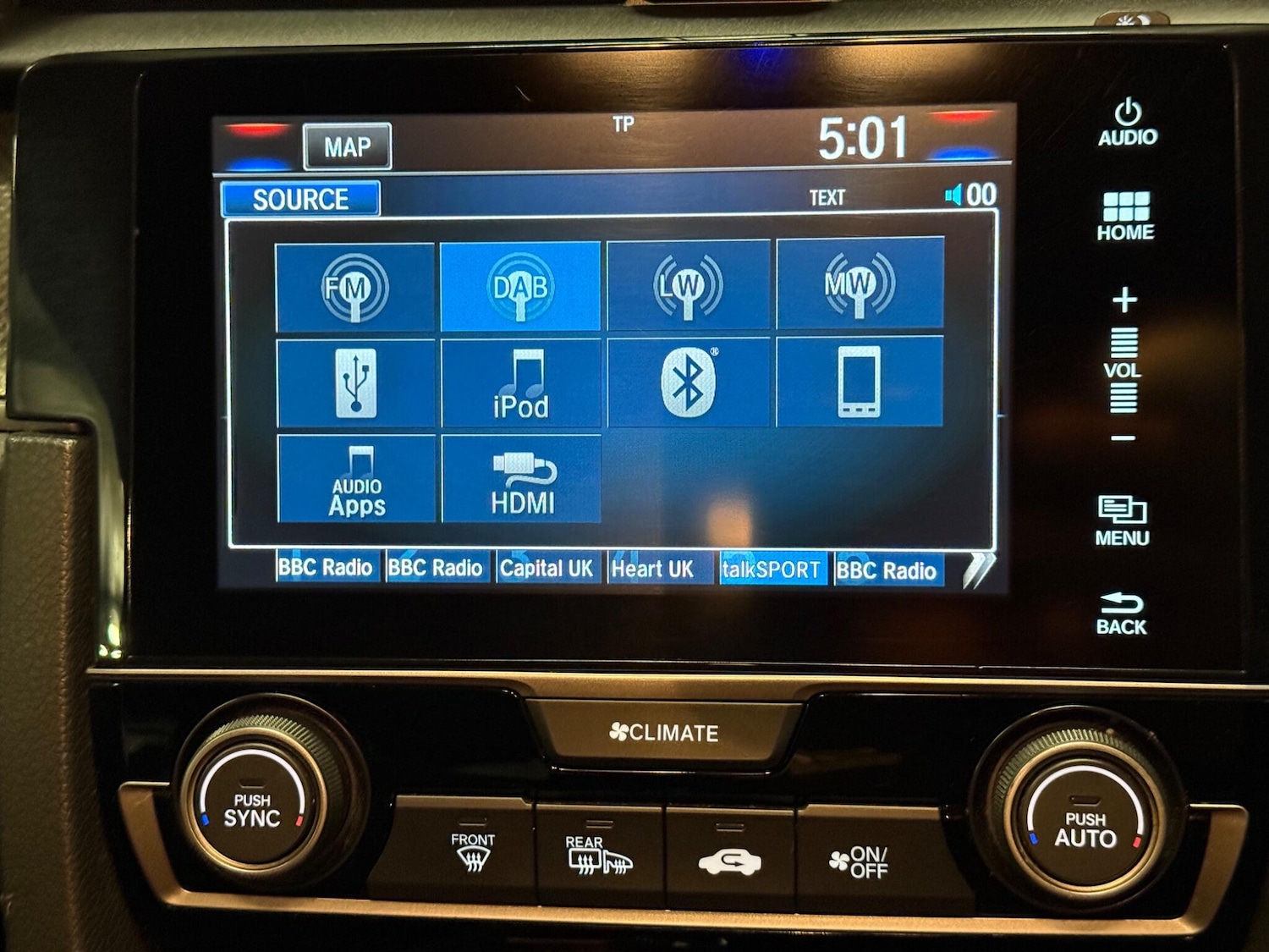 Used Honda Civic 2018 for sale - 76752920: Photo 22