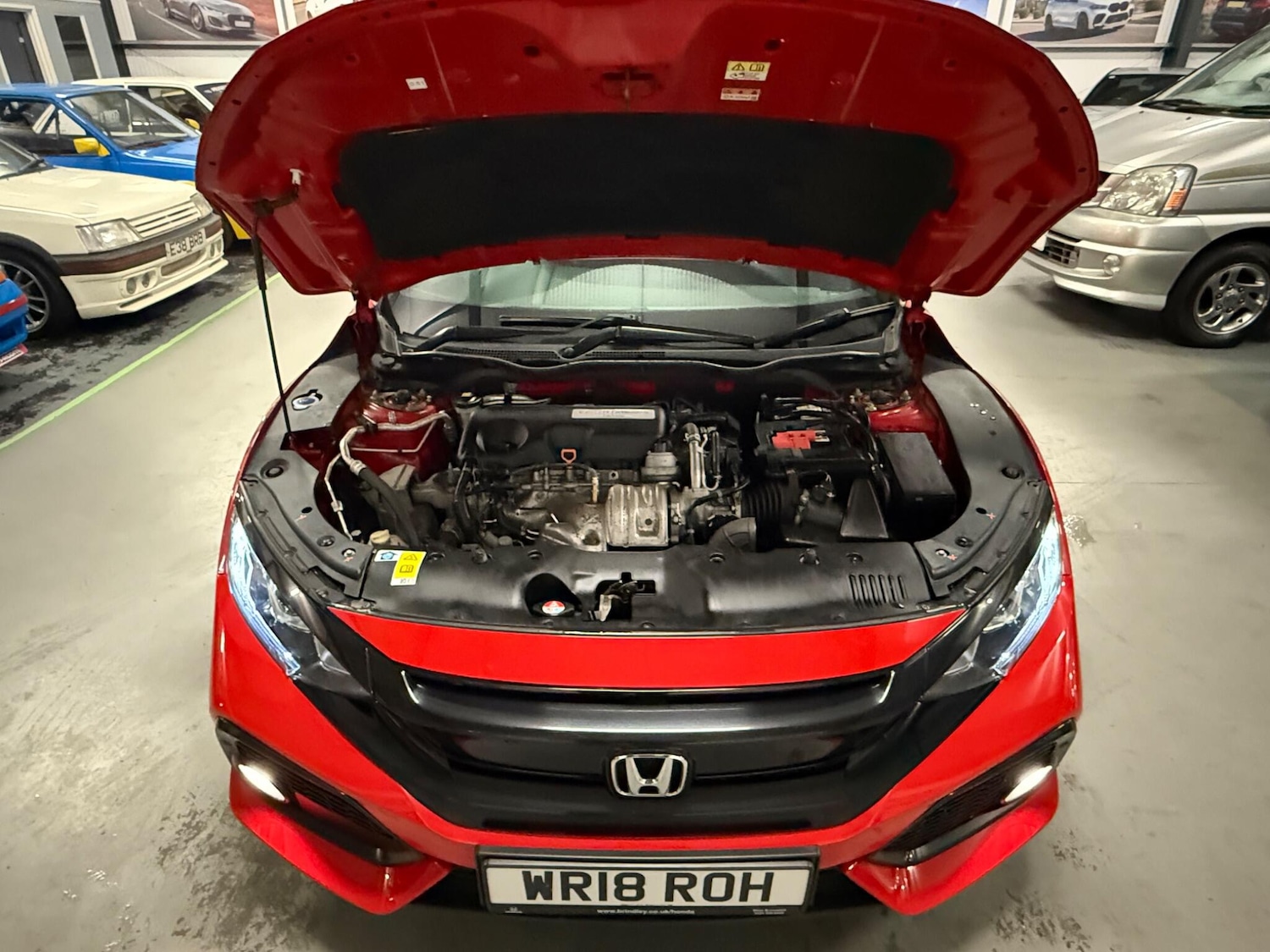 Used Honda Civic 2018 for sale - 76752920: Photo 33