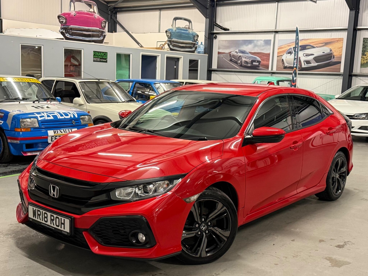 Used Honda Civic 2018 for sale - 76752920: Photo 4