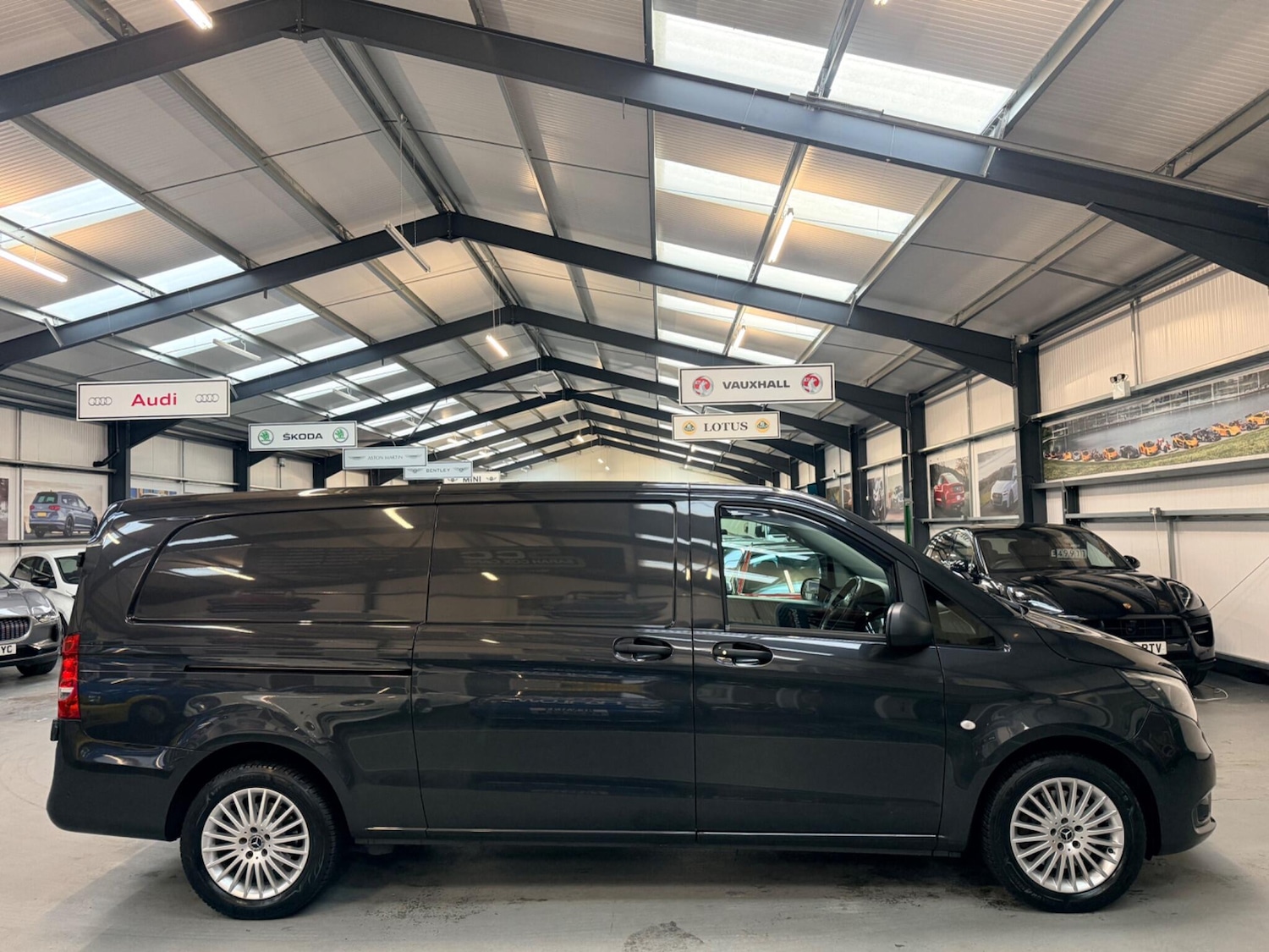 Used Mercedes-Benz Vito 2021 for sale - 77396383: Photo 10