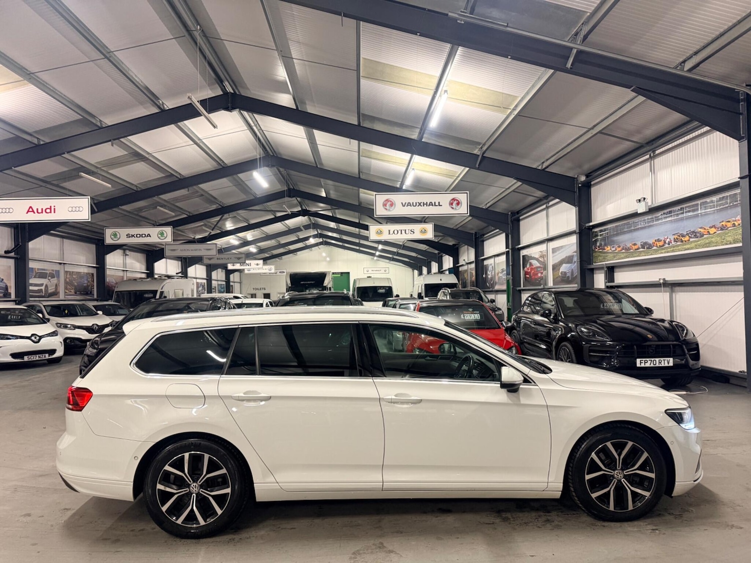 Used Volkswagen Passat 2020 for sale - 77425078: Photo 13