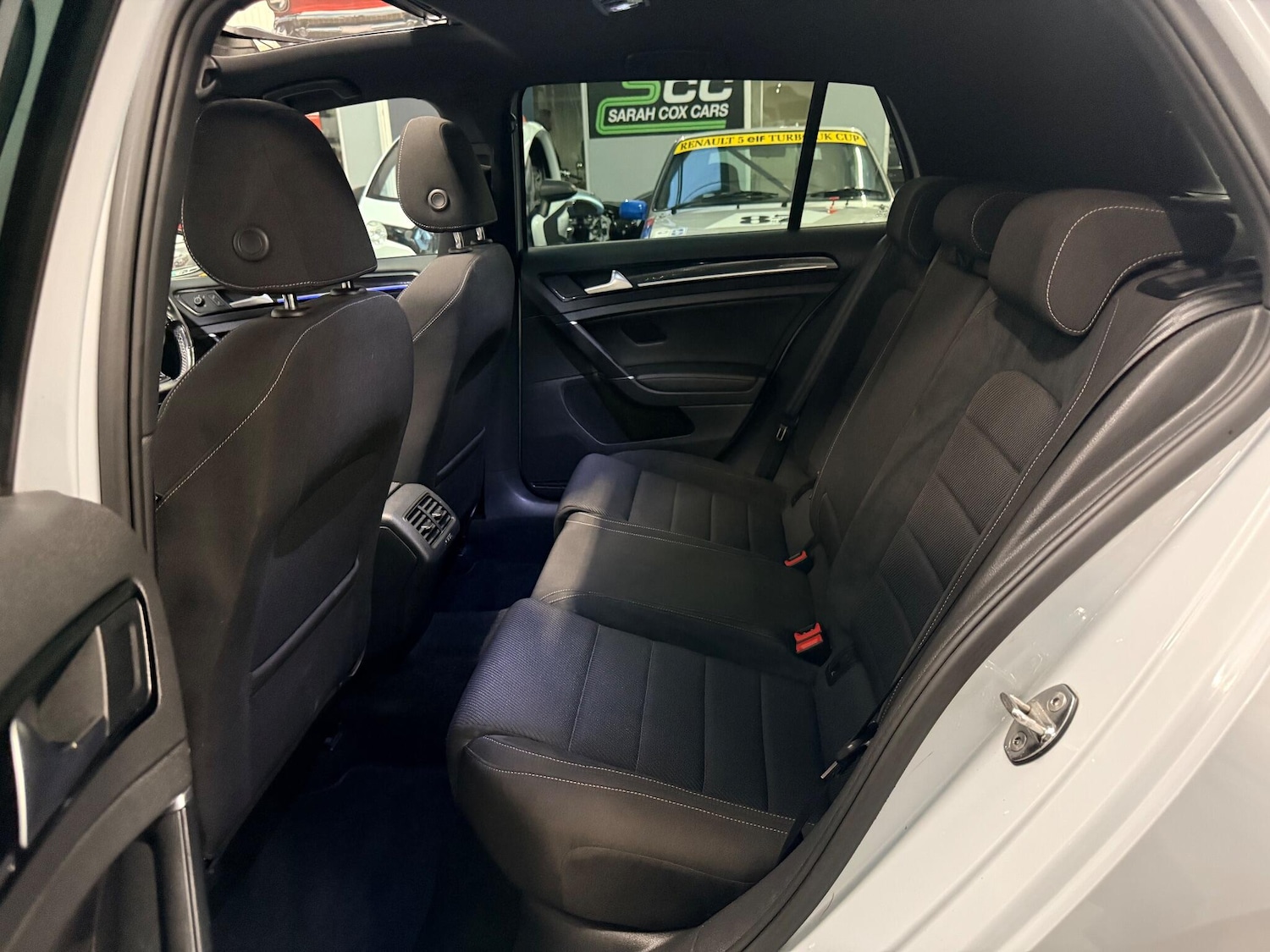 Used Volkswagen Golf 2018 for sale - 77029355: Photo 18