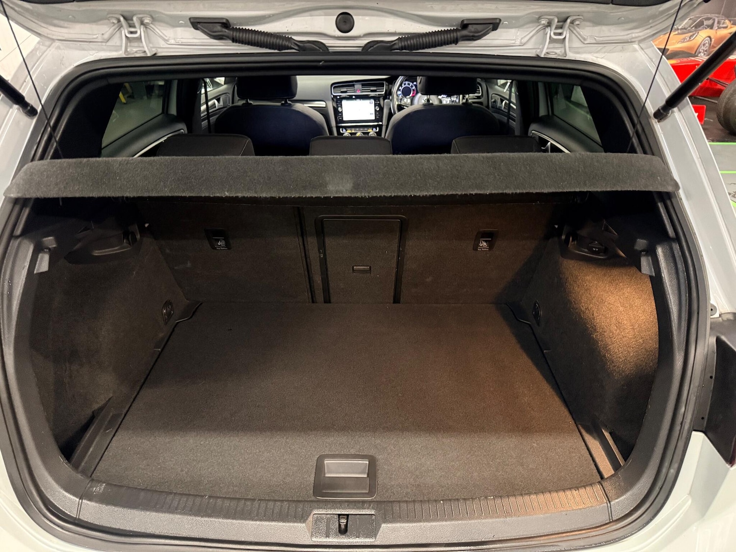 Used Volkswagen Golf 2018 for sale - 77029355: Photo 19