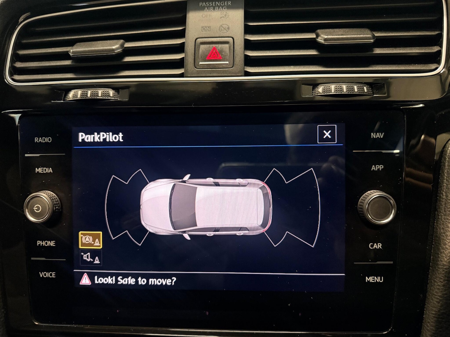 Used Volkswagen Golf 2018 for sale - 77029355: Photo 30