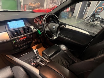 Used BMW X5 2010 for sale - 76512477: Photo