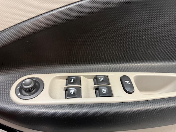 Used Renault Zoe for sale - 76136334: Photo 32