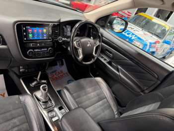 Used Mitsubishi Outlander 2017 for sale - 74888005: Photo