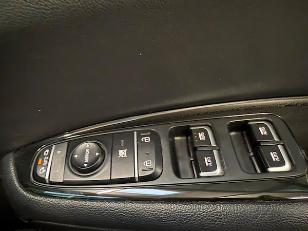 Used Kia Optima 2015 for sale - 76307496: Photo 27