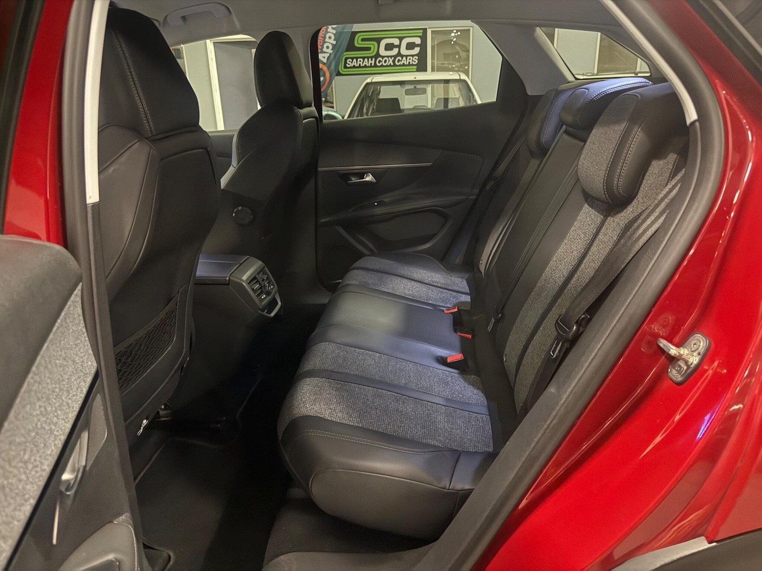 Used Peugeot 3008 2017 for sale - 76498492: Photo 15