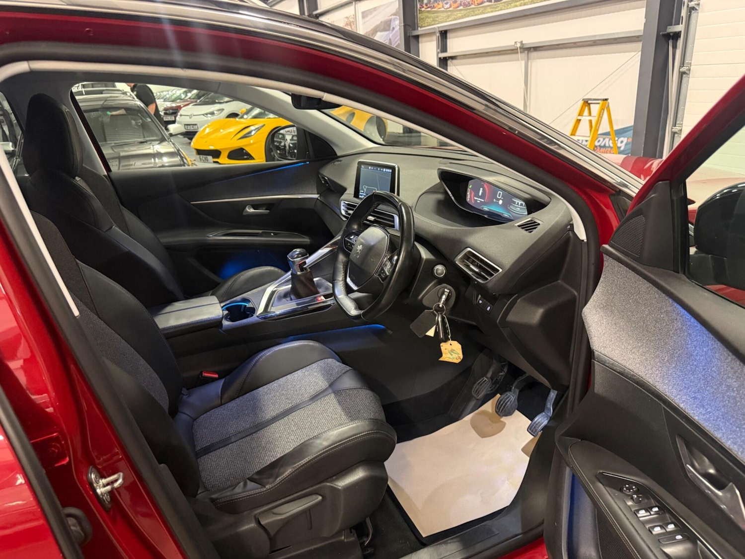 Used Peugeot 3008 2017 for sale - 76498492: Photo 23