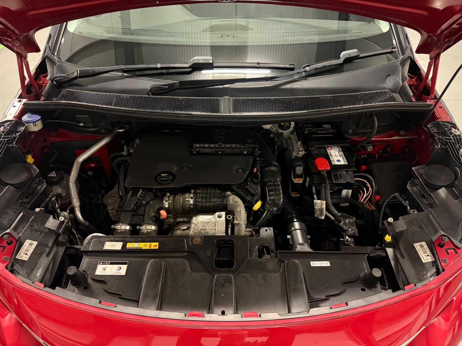 Used Peugeot 3008 2017 for sale - 76498492: Photo 29