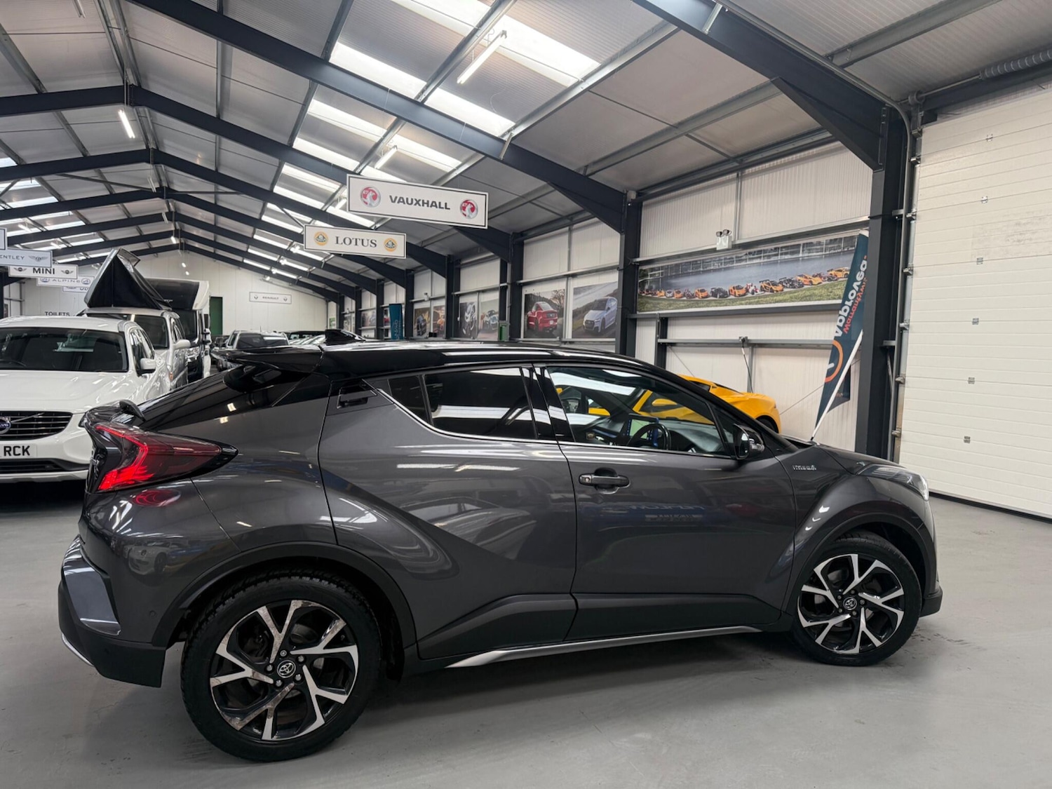Used Toyota C-HR 2018 for sale - 76175080: Photo 13