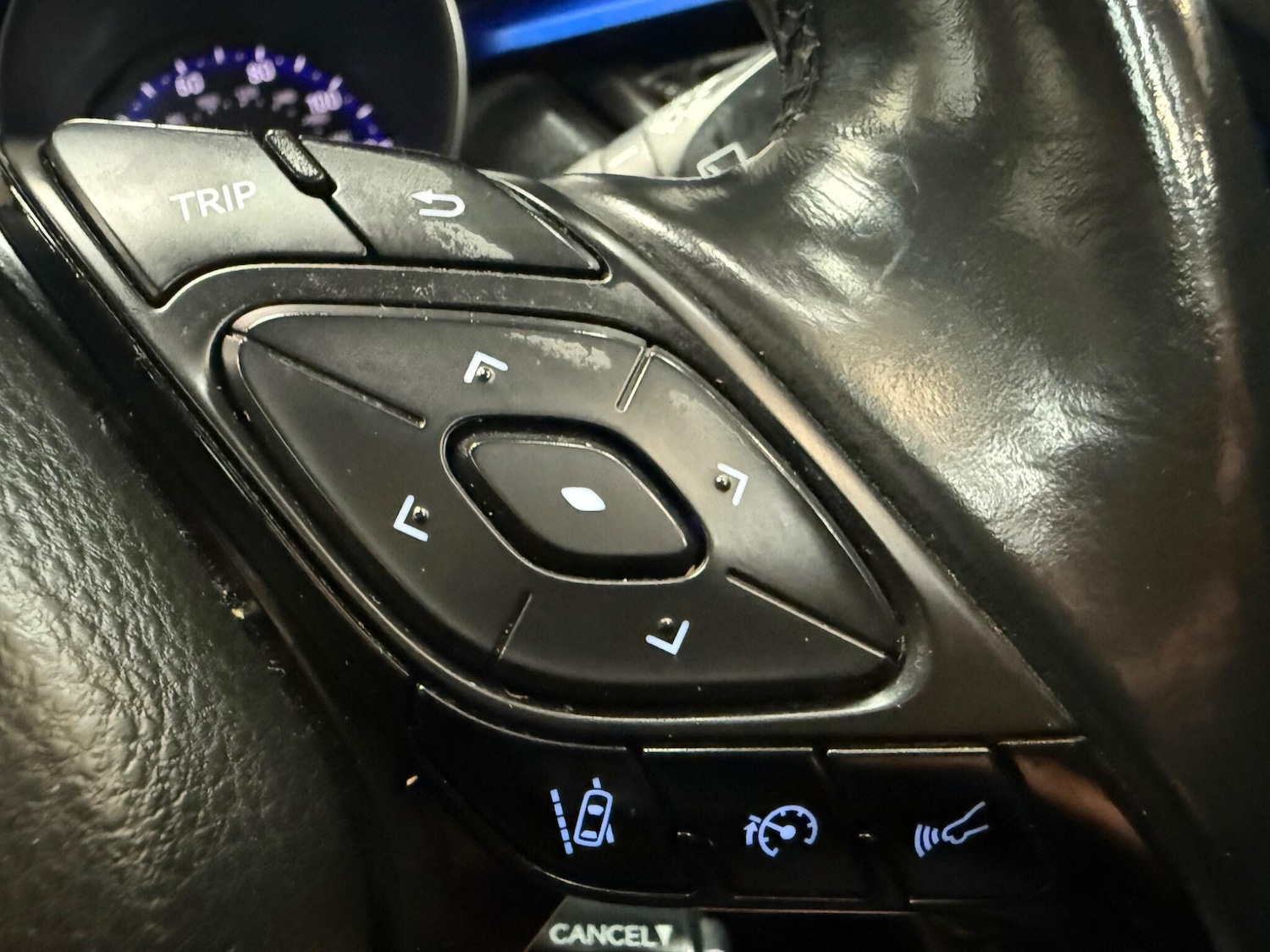 Used Toyota C-HR 2018 for sale - 76175080: Photo 27