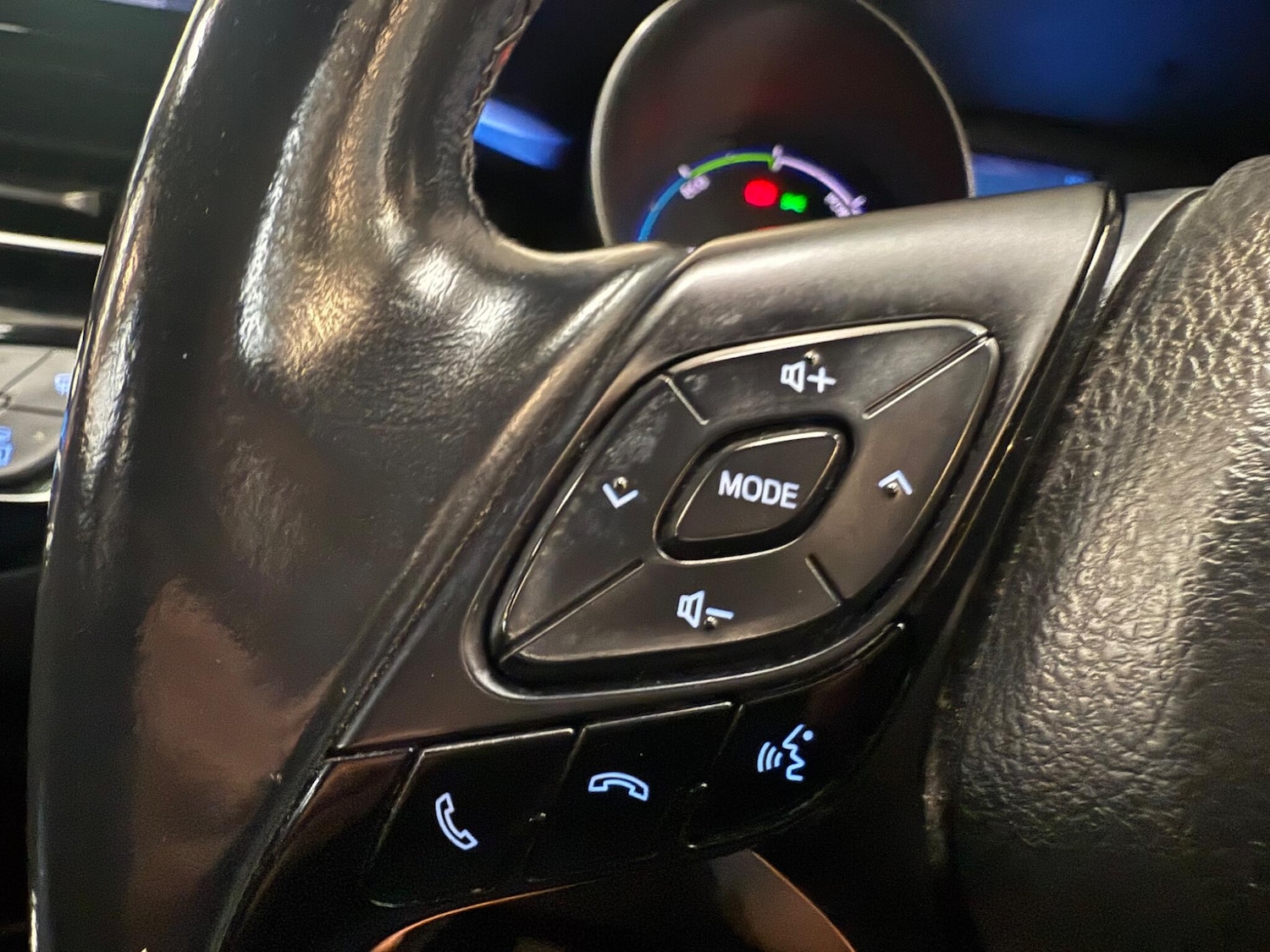 Used Toyota C-HR 2018 for sale - 76175080: Photo 28