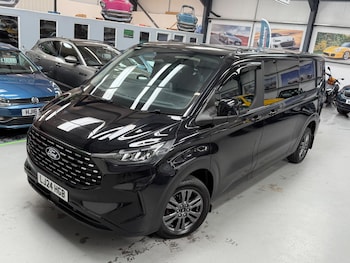 Used Ford Tourneo Custom 2024 for sale - 79121737: Photo