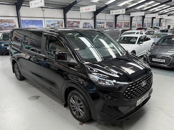 Used Ford Tourneo Custom 2024 for sale - 79121737: Photo