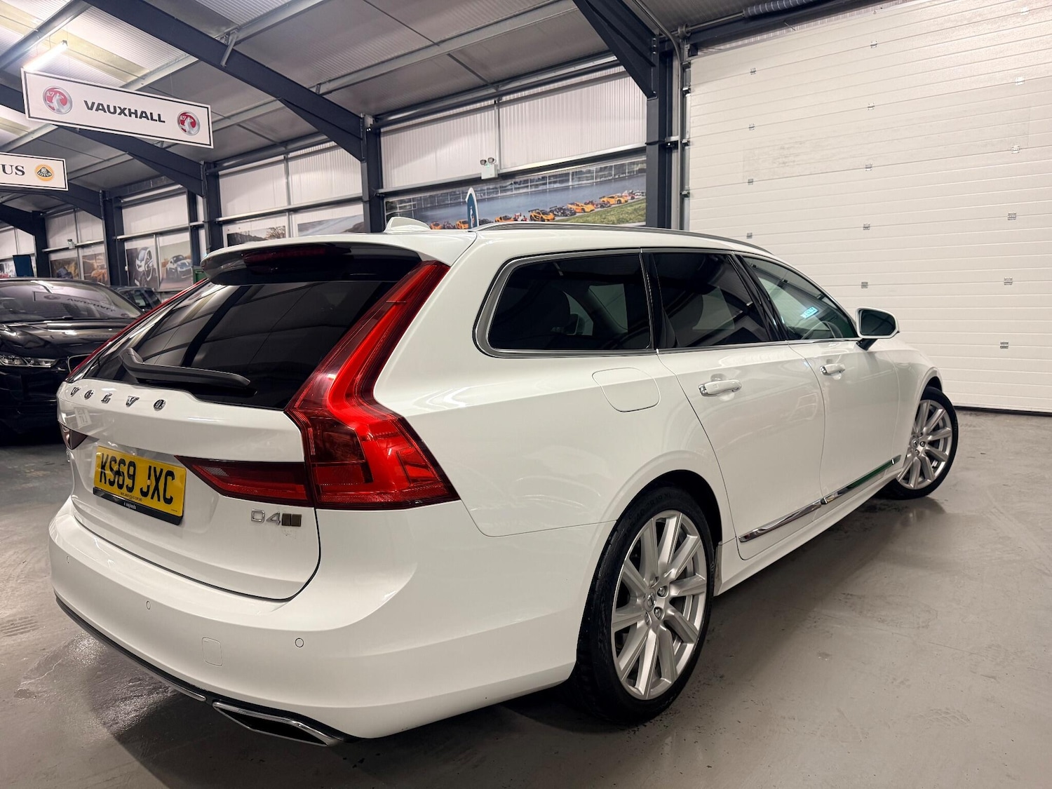 Used Volvo V90 2019 for sale - 76824746: Photo 14