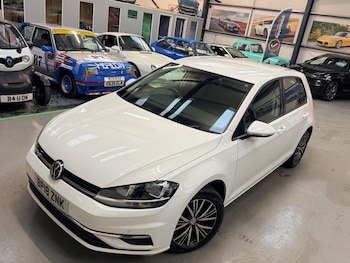 Used Volkswagen Golf 2018 for sale - 77468757: Photo