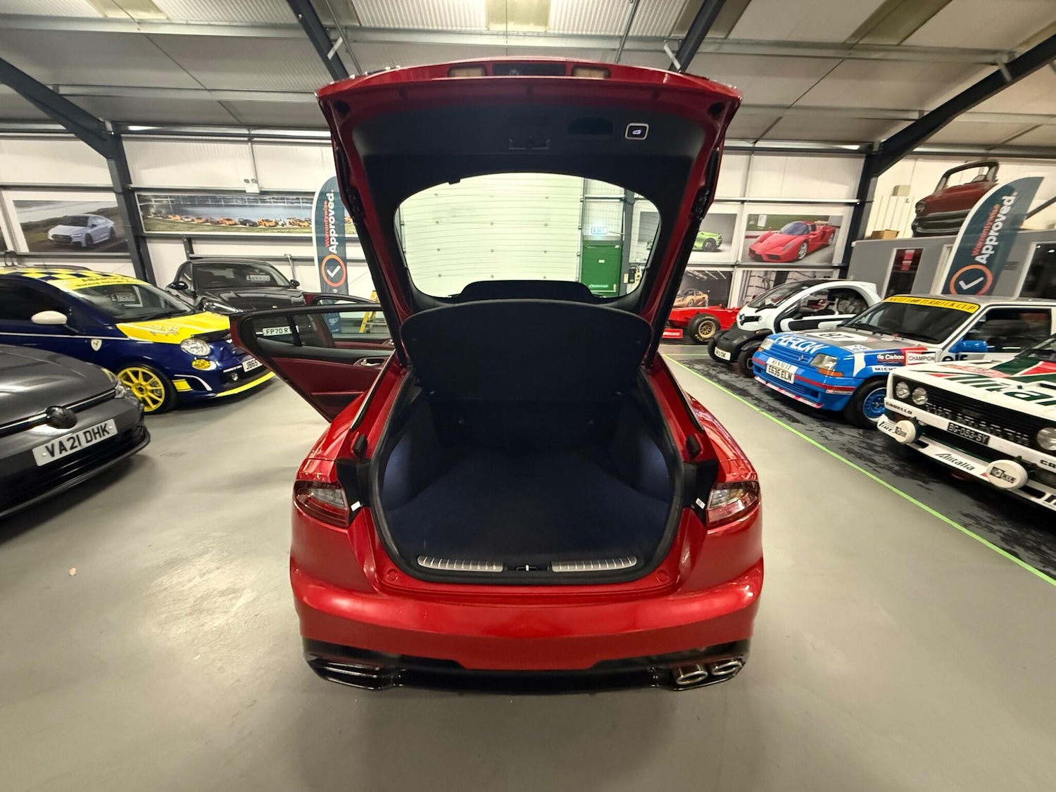 Used Kia Stinger 2019 for sale - 77016914: Photo 14