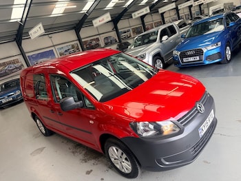 Used Volkswagen Caddy Maxi 2015 for sale - 78966061: Photo