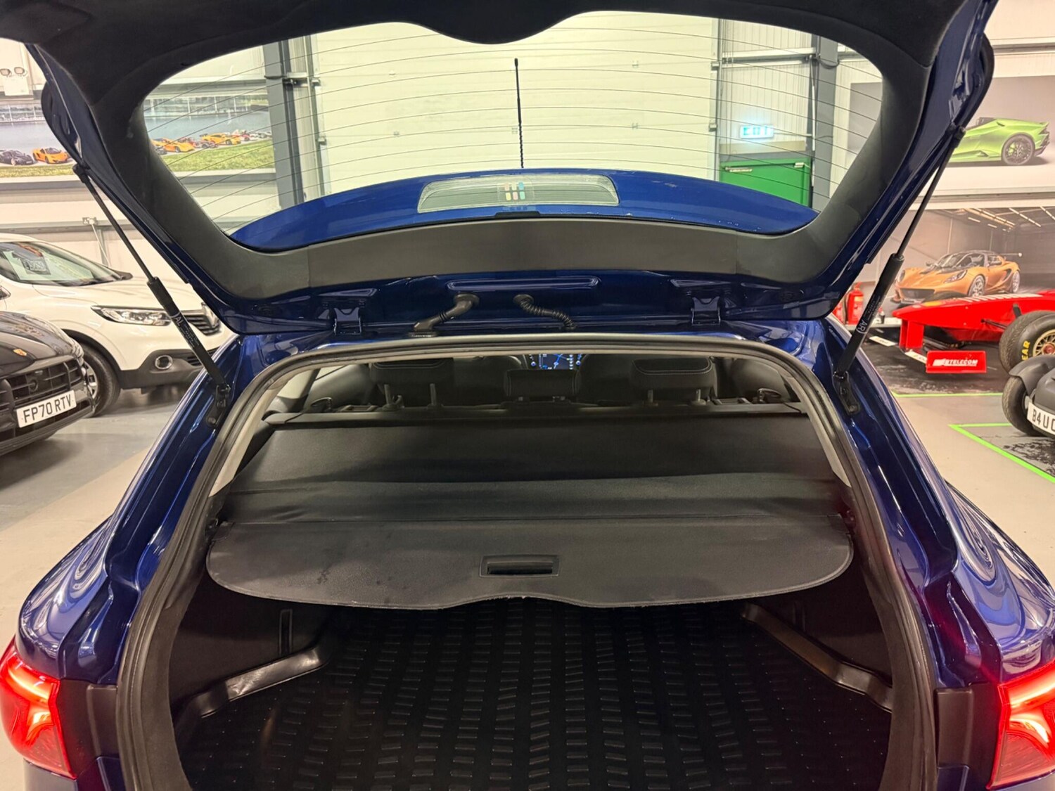 Used Toyota Avensis 2015 for sale - 77478746: Photo 17