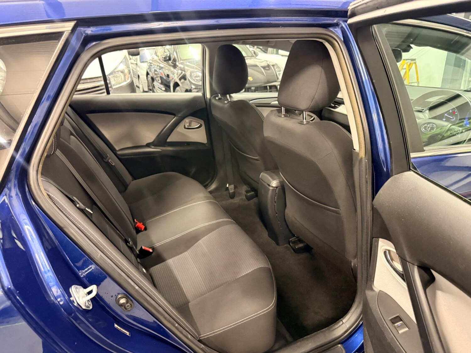 Used Toyota Avensis 2015 for sale - 77478746: Photo 30