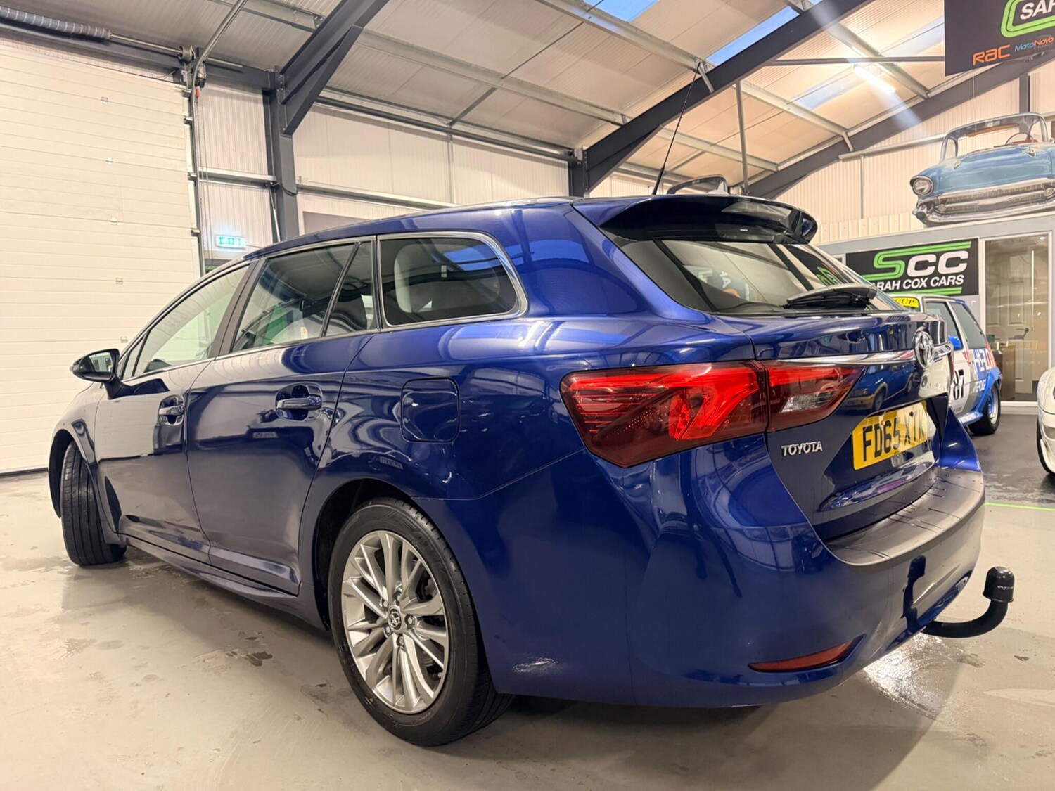 Used Toyota Avensis 2015 for sale - 77478746: Photo 8