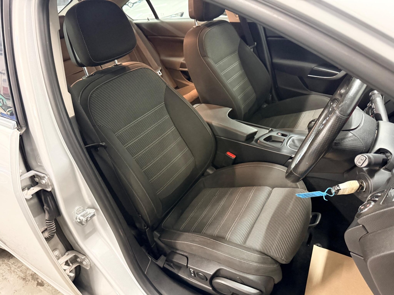 Used Vauxhall Insignia 2012 for sale - 77455769: Photo 17