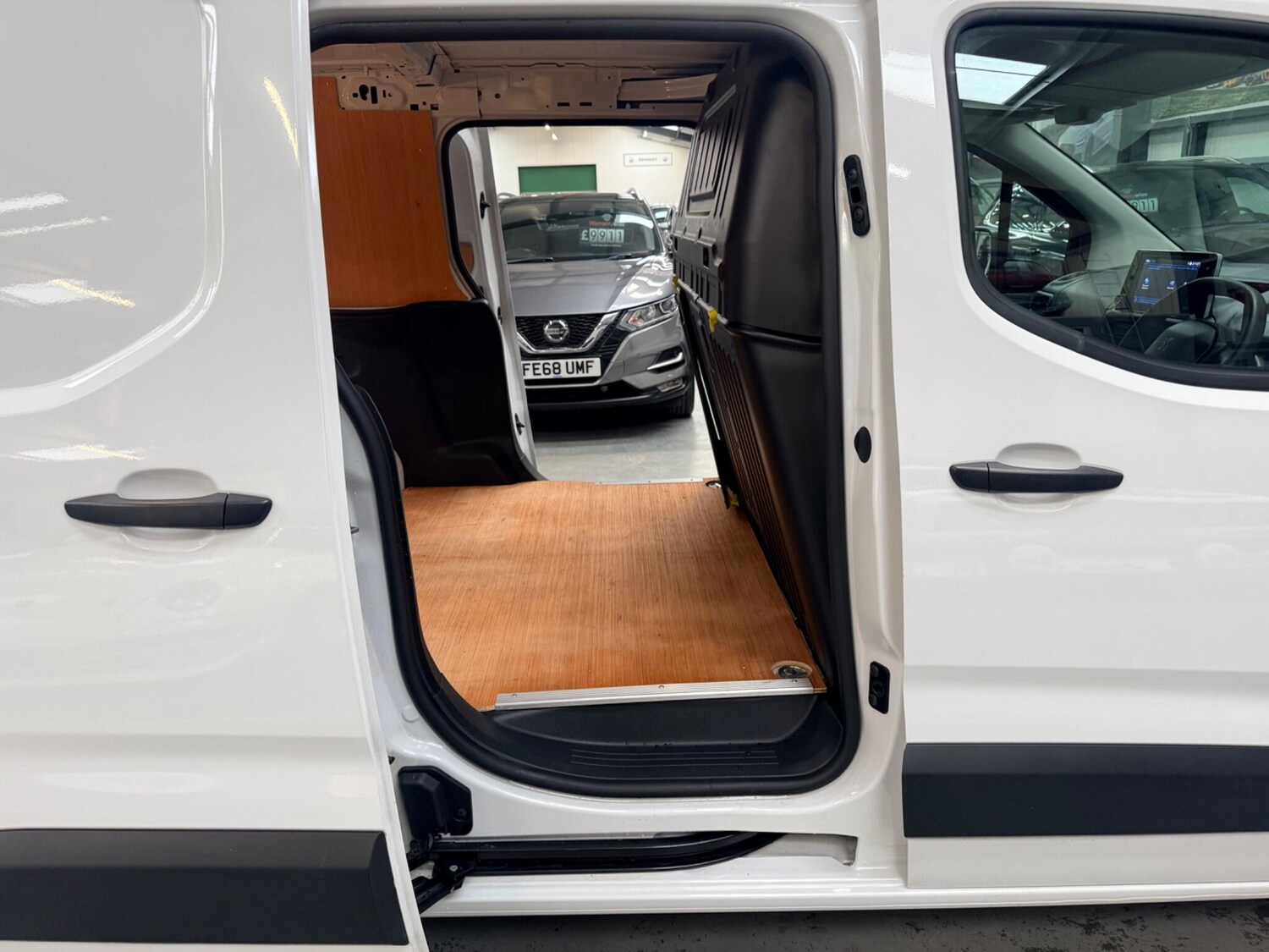 Used Peugeot Partner 2023 for sale - 78006912: Photo 24