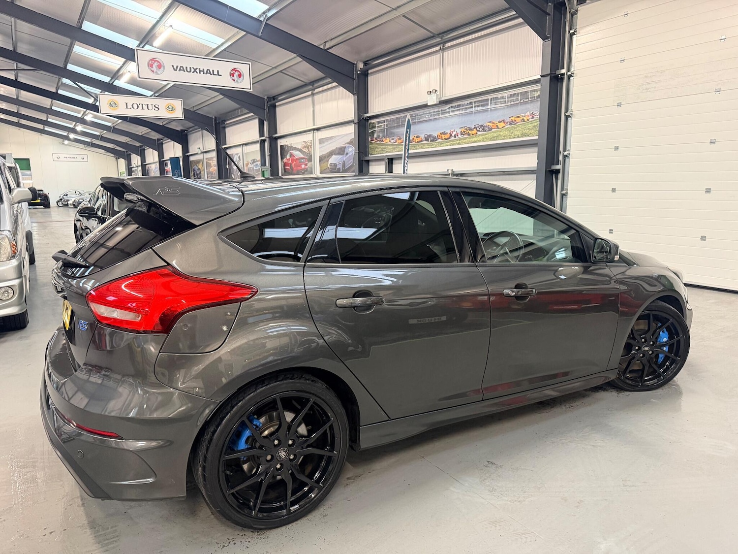 Used Ford Focus 2017 for sale - 76802124: Photo 13