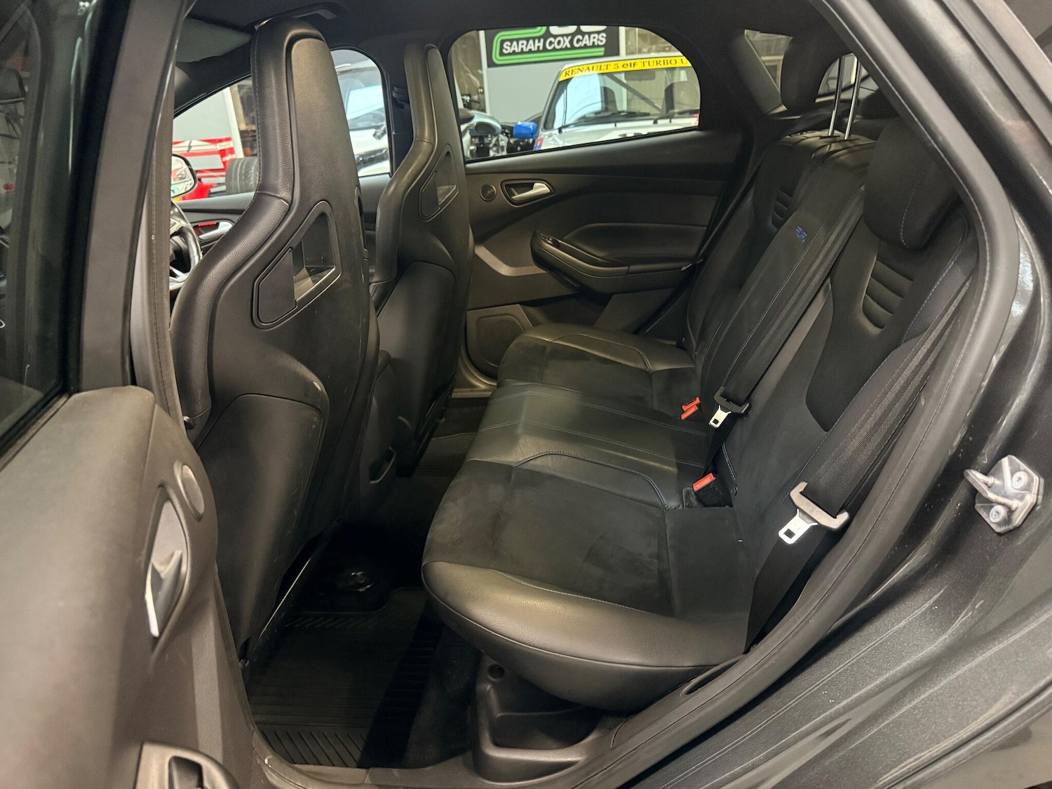 Used Ford Focus 2017 for sale - 76802124: Photo 17