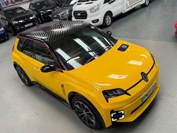 Used Renault 5 E-Tech electric 2025 for sale - 75677584: Photo