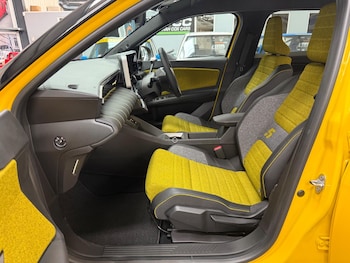 Used Renault 5 E-Tech electric 2025 for sale - 75677584: Photo