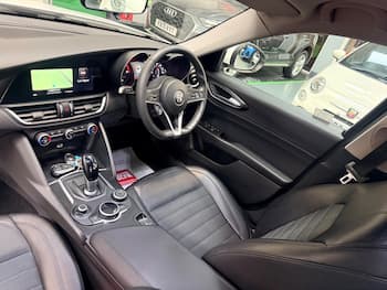 Used Alfa Romeo Giulia 2019 for sale - 79874628: Photo
