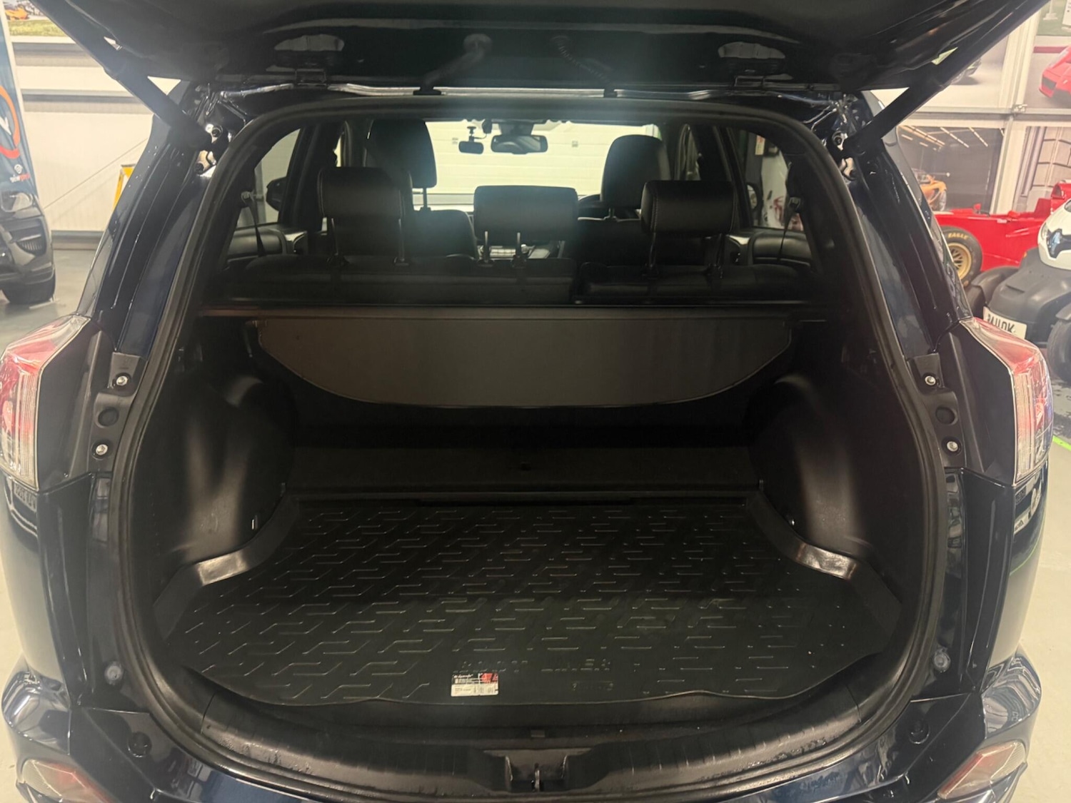 Used Toyota RAV4 for sale - 77108907: Photo 14