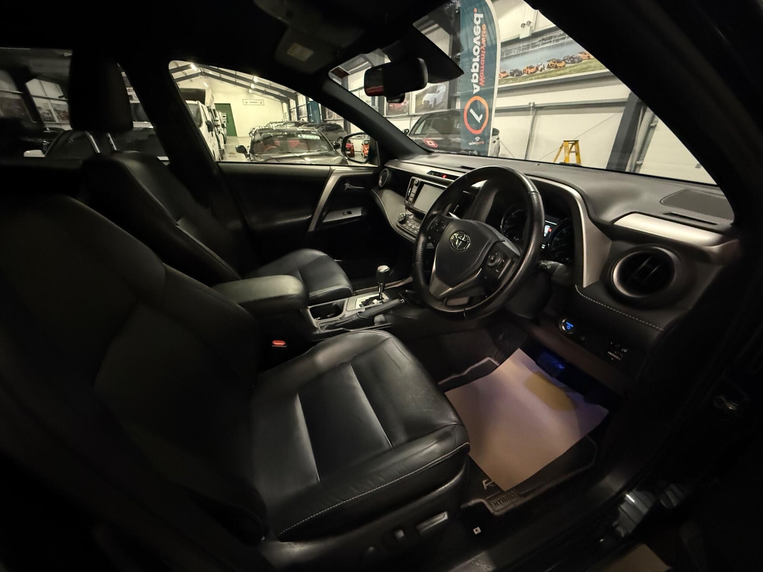 Used Toyota RAV4 for sale - 77108907: Photo 17