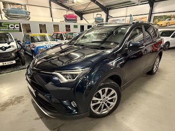 Used Toyota RAV4 2017 for sale - 77108907: Photo